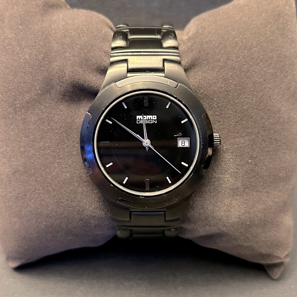 Momo Design men's watch MD 001 Synthesis carbon look quartz (battery) 37 mm